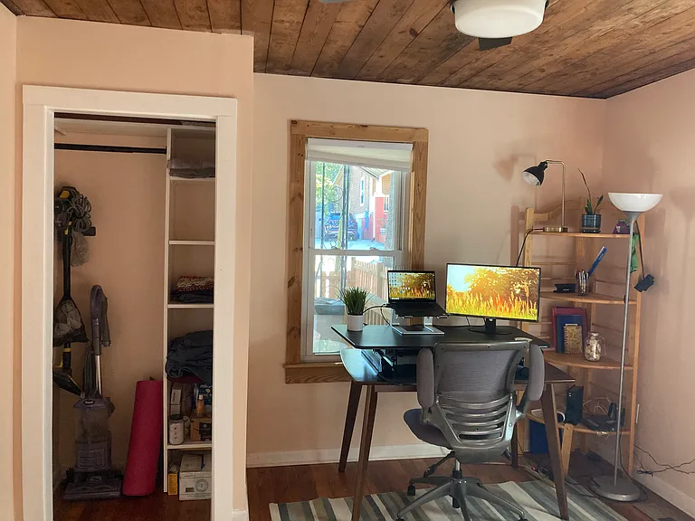 609 N Maple St — Photo 17