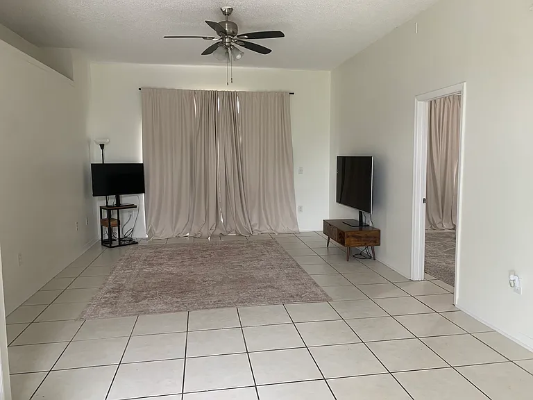 11761 Cuxham Dr — Photo 4