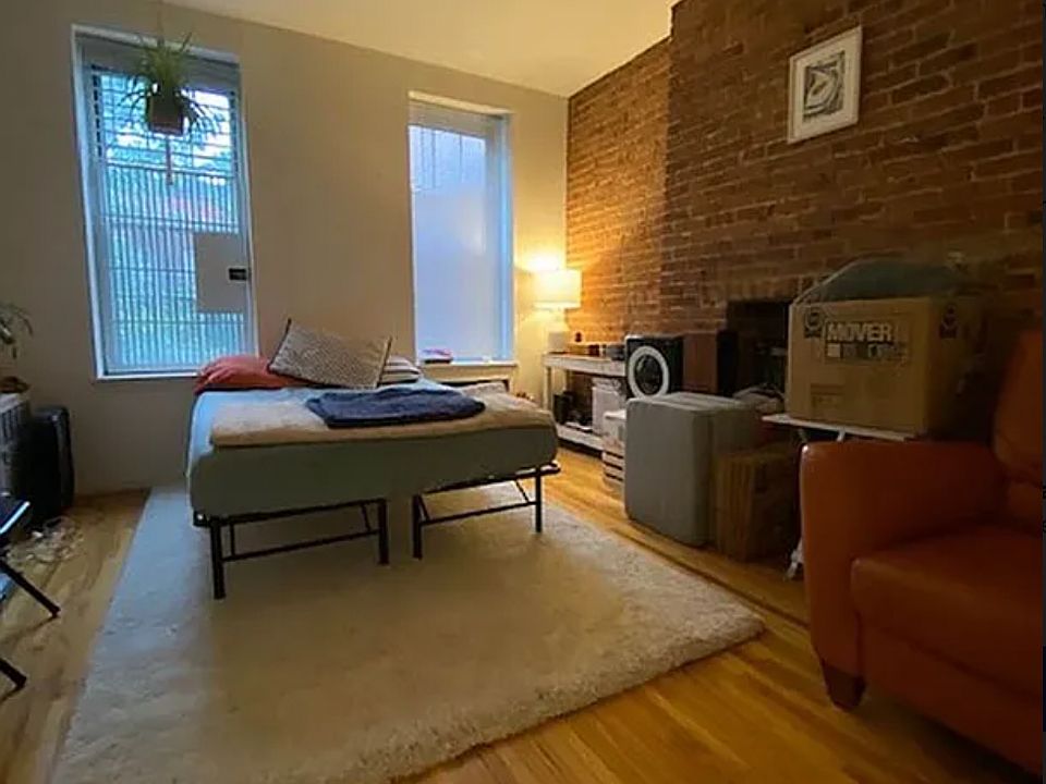 2nd image of 536 E 89th St APT 4B