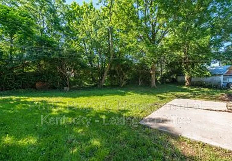 2483 Thornberry Ct — Photo 24