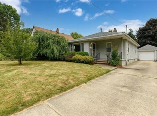 207 Hazelwood Ave, Barberton, OH