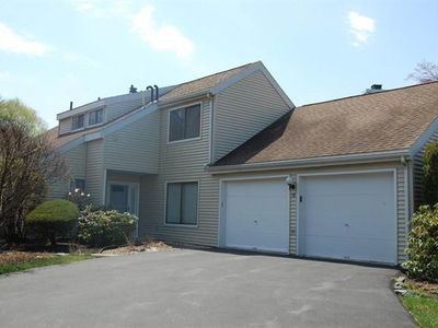 18 Loudonwood E, Loudonville, NY, 12211