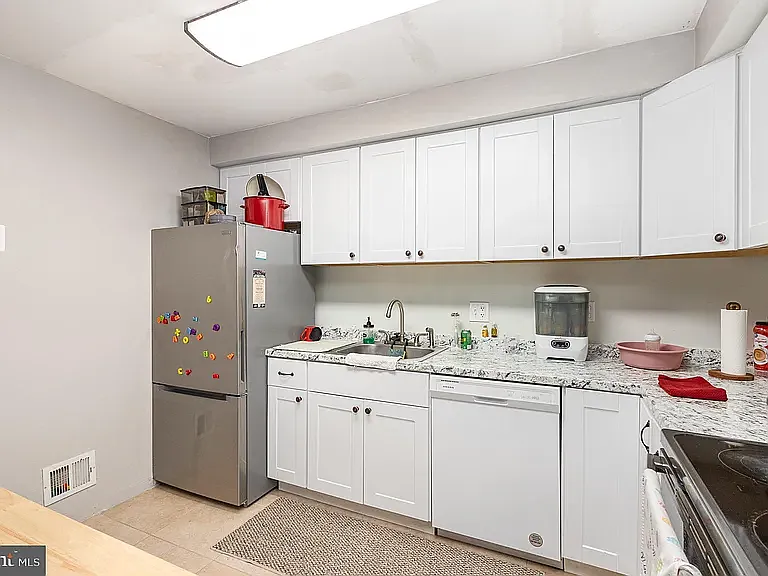 9728 Bragg Ln — Photo 9