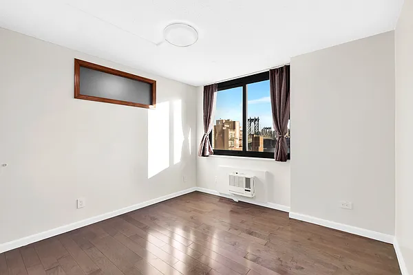 Rented by Compass | media 13