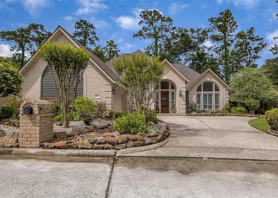 1st image of 3327 Village Falls Ct