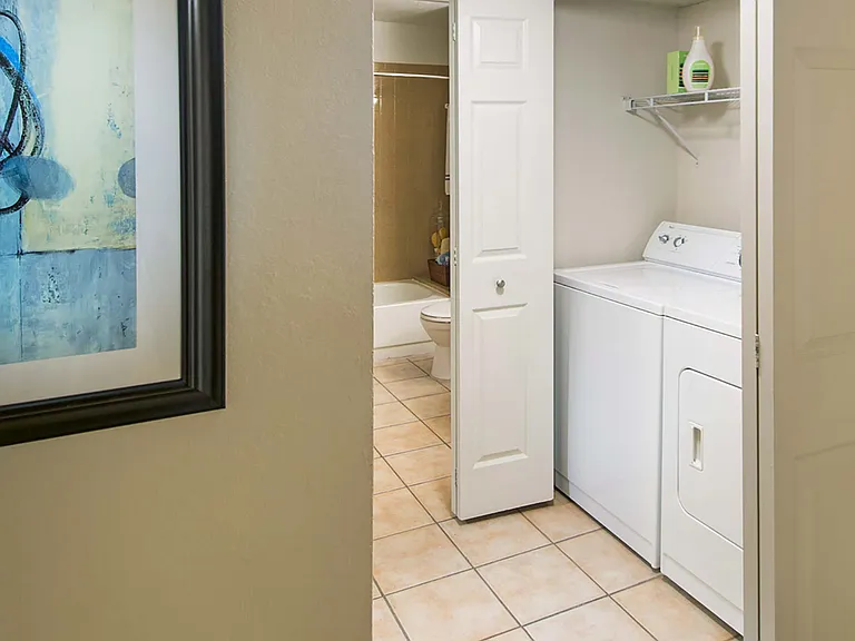 Altamira Place Apartment Homes — Photo 22