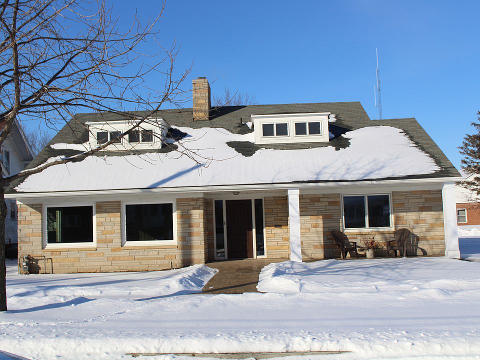 1st image of 805 I Ave
