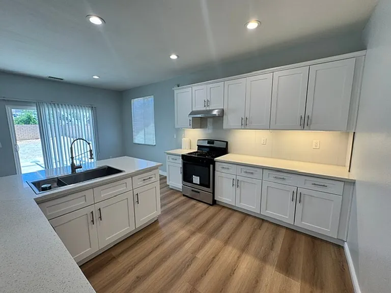 45426 Stanridge Ave — Photo 8