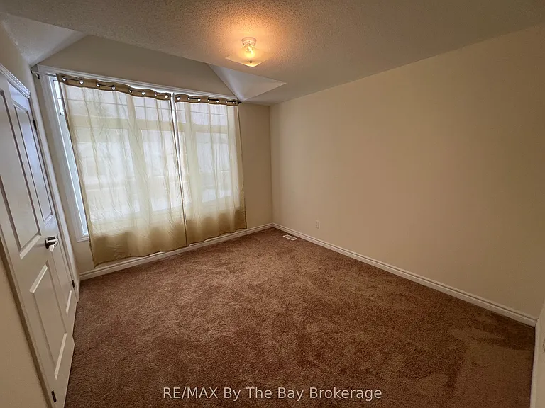 152 Allegra Dr — Photo 15