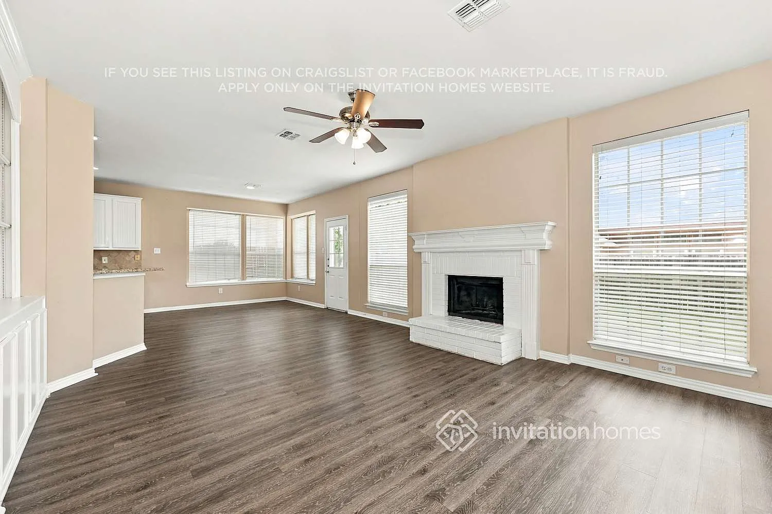 4634 Lincolnshire Dr Grand Prairie, TX 75052 — Photo 4