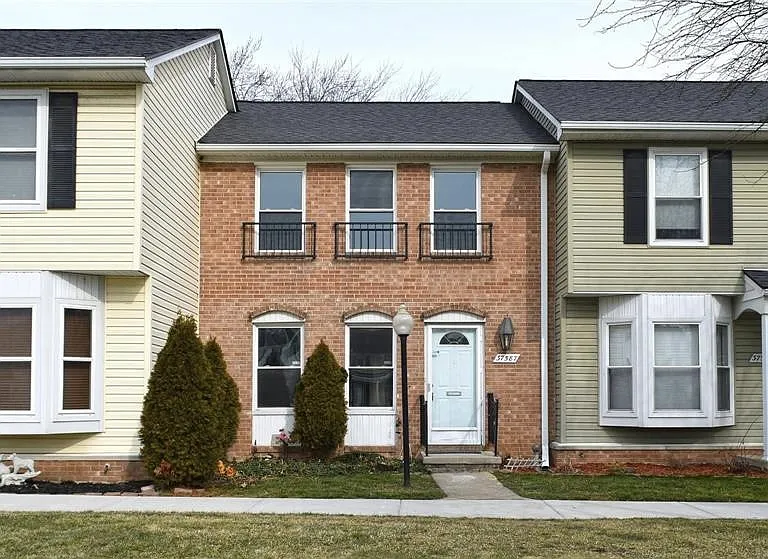 37587 Charter Oaks Blvd #225 — Photo 1