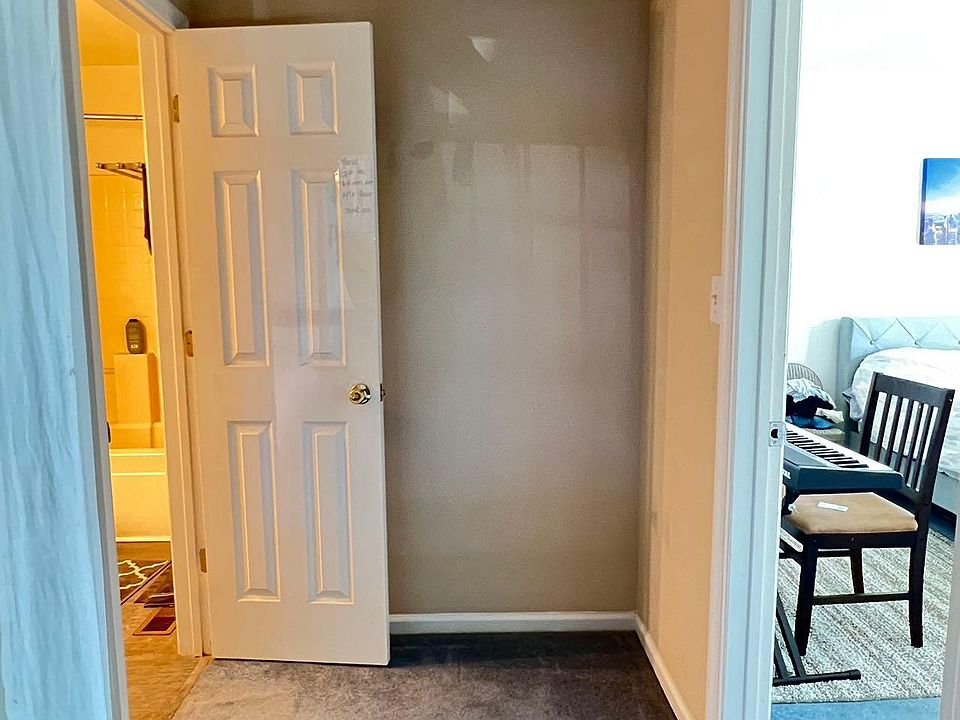 1st image of 1527 Orchard Grove Dr