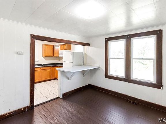 4th image of 21 Williams Dr