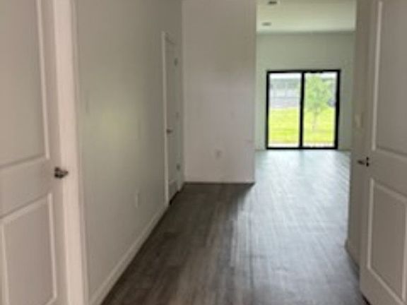 3rd image of 2028 NE 8th Pl