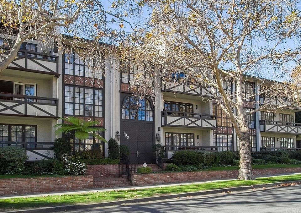 1st image of 133 S Oakhurst Dr APT 108
