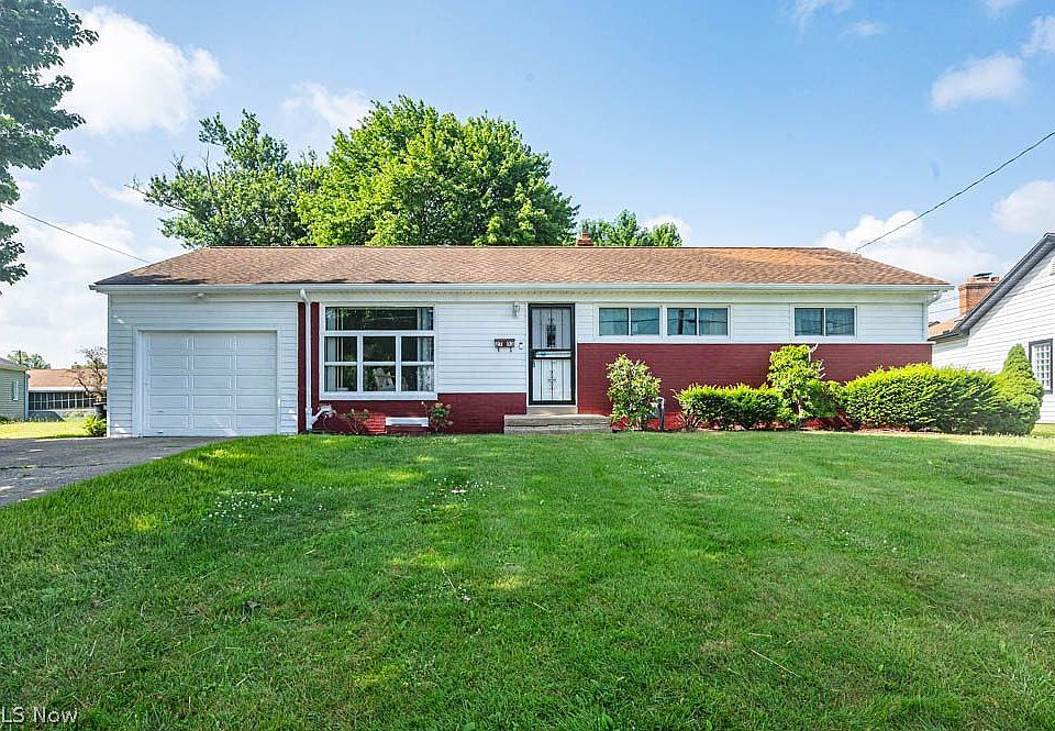 1st image of 2753 Sierra Dr