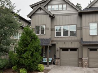 1052 SE Leonel Ln, Bend, OR 97702