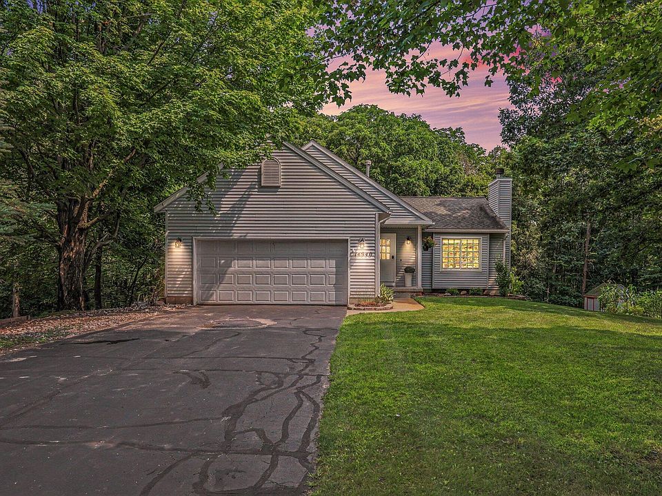1st image of 14940 Treevalley Dr NE