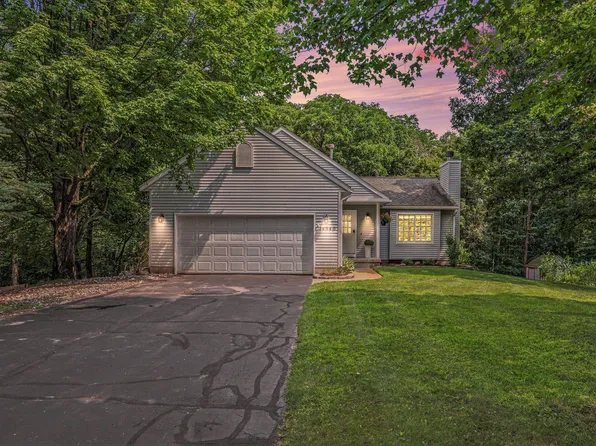 14940 Treevalley Dr NE, Cedar Springs, MI 49319