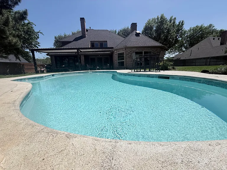 2408 Arbor Trl — Photo 31