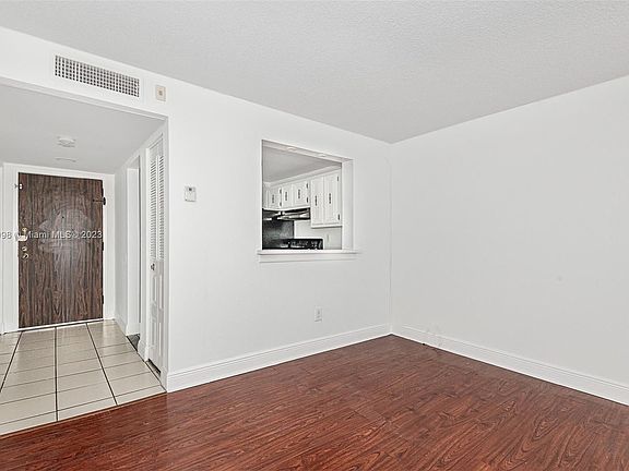 5th image of 496 NW 165th St #D614