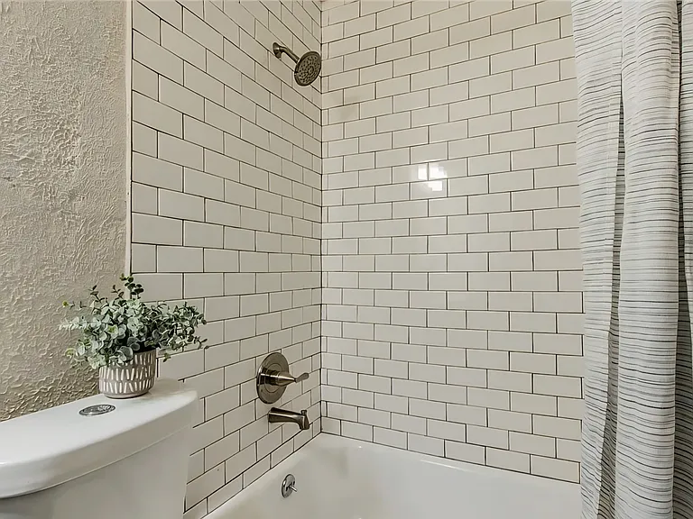 806 Estelle Ave #A — Photo 14