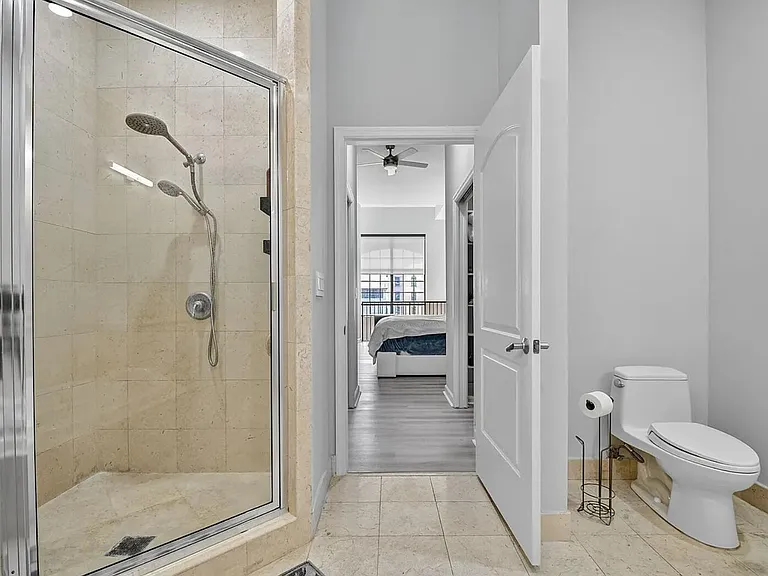 801 S Olive Ave #408 — Photo 4