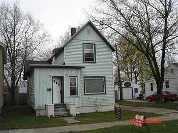 1st image of 416 W 21st St