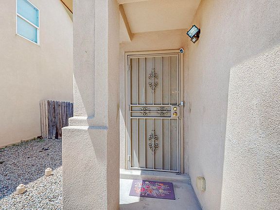 3rd image of 479 Desert Mist Dr SW
