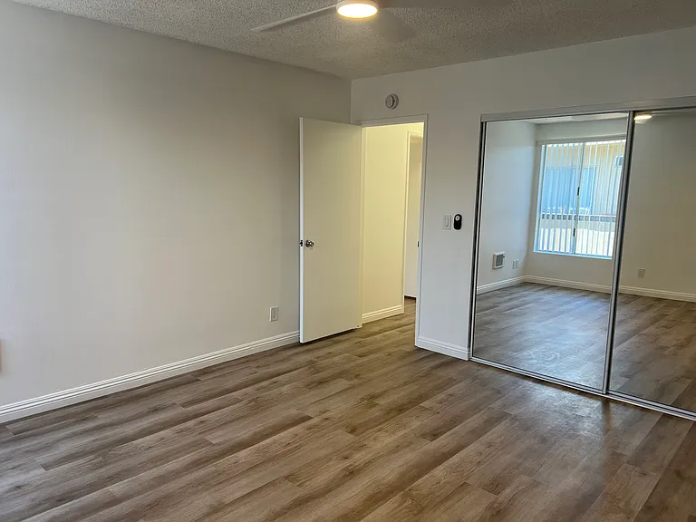 Beachwood Village Apartments — Photo 114