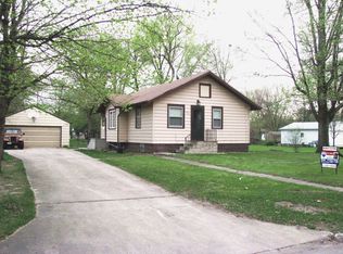 1255 W Donald St, Waterloo, IA 50703