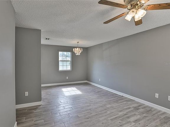 4th image of 1645 24th St