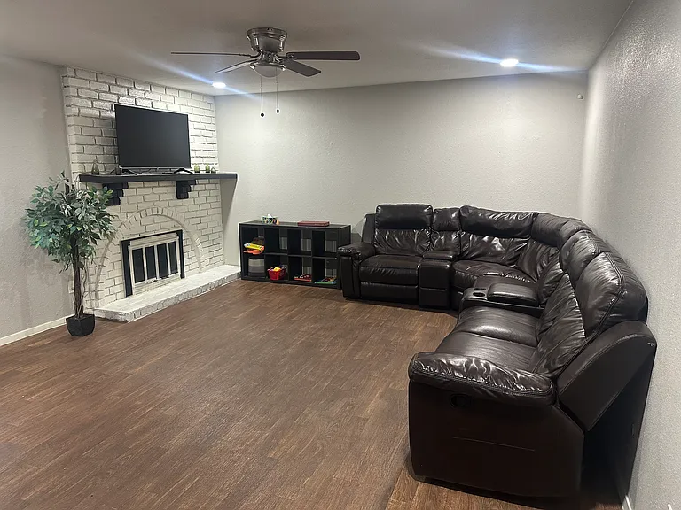 7308 Catbrier Ct — Photo 3