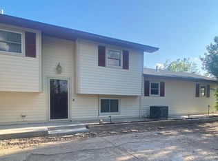 100 N Henderson St, Holcomb, KS 67851