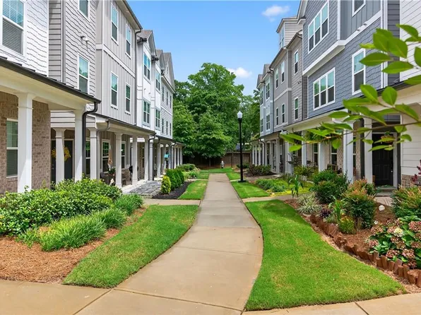 2110 Wesson Ct, Kennesaw, GA 30144