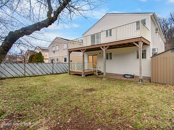 3rd image of 898 Westwood Ave