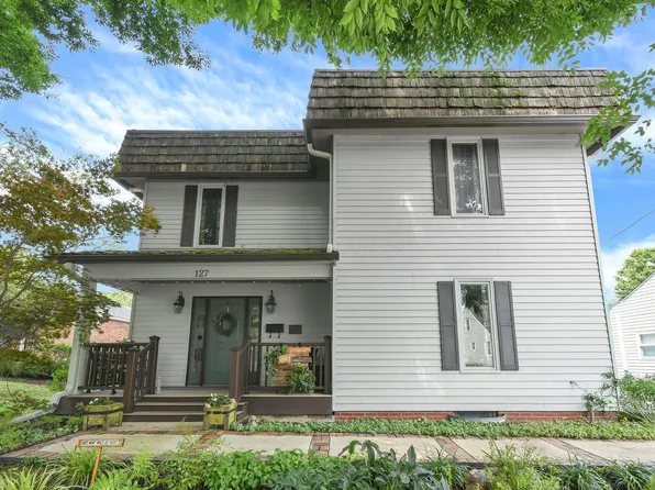 127 S Mulberry St, Granville, OH 43023