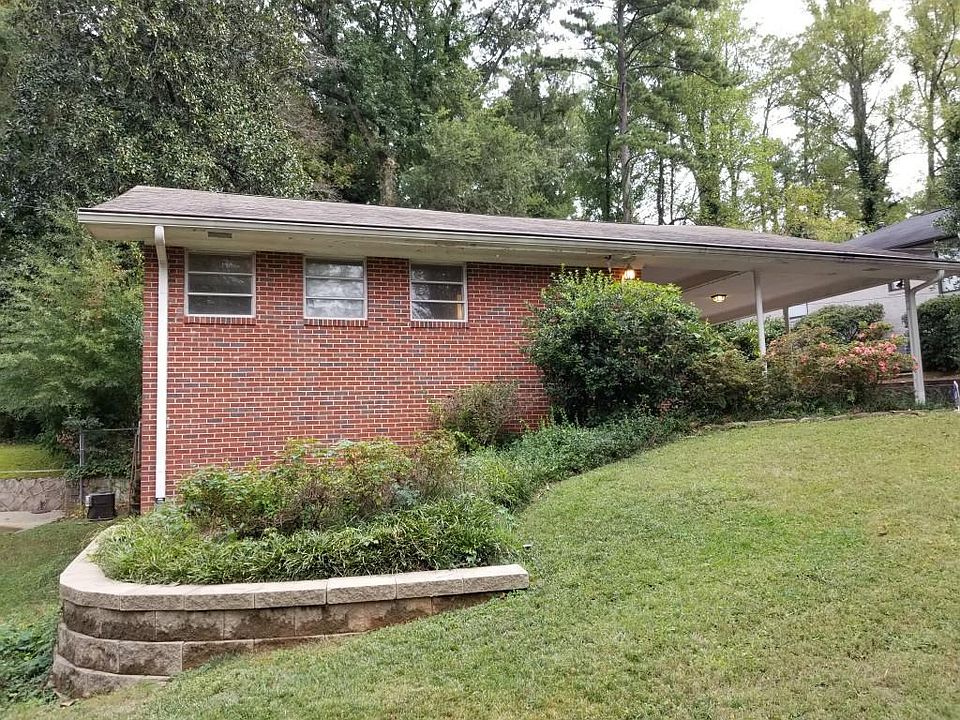 1st image of 1307 Christmas Ln NE