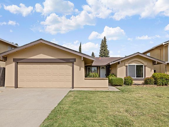2nd image of 9213 Caldera Way
