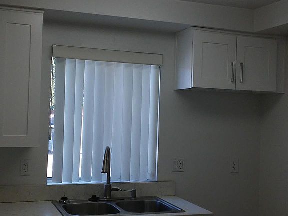 5th image of 16750 Sherman Way