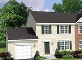 13 Spanish Moss Ln, Chambersburg, PA 17202