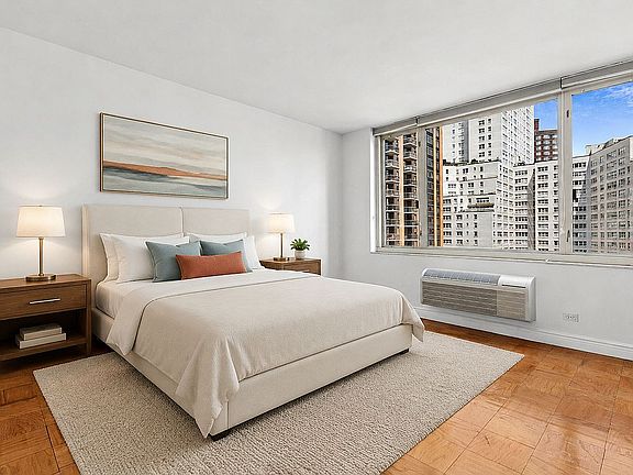 3rd image of 130 W 67th St APT 12L