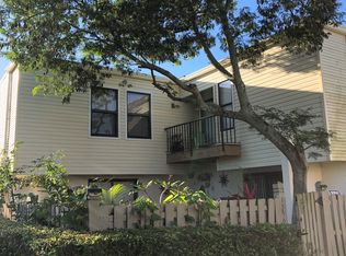 1556 Shaker Cir, Wellington, FL 33414