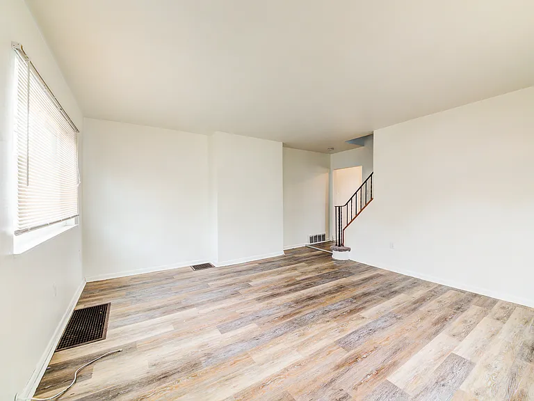 714 Industry St — Photo 16