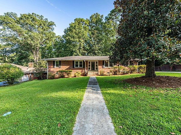 2nd image of 309 Cumberland Dr