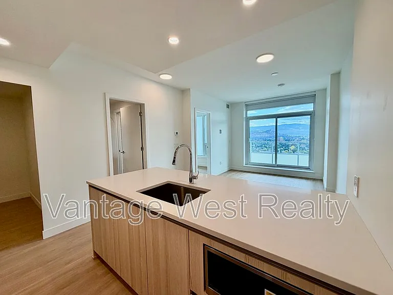 1626 Water St #2403 — Photo 7