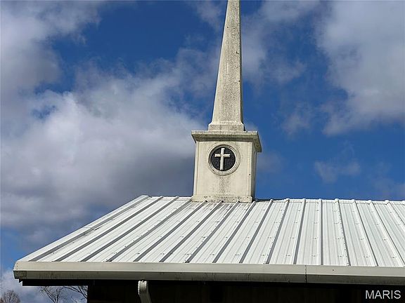 3rd image of 312 R A Barry St