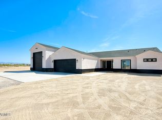 24009 W Redbird Rd, Wittmann, AZ 85361