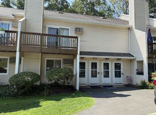 8 Rose Ln #26-10, Danbury, CT 06811