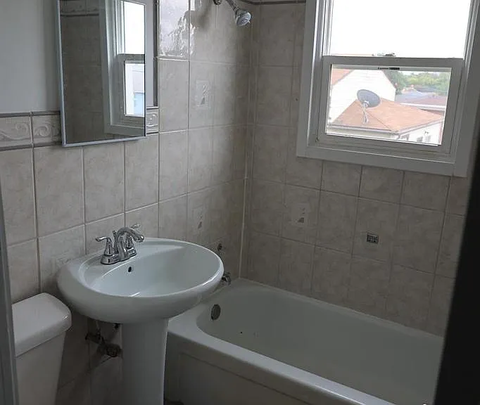 1543 Tennessee St — Photo 8